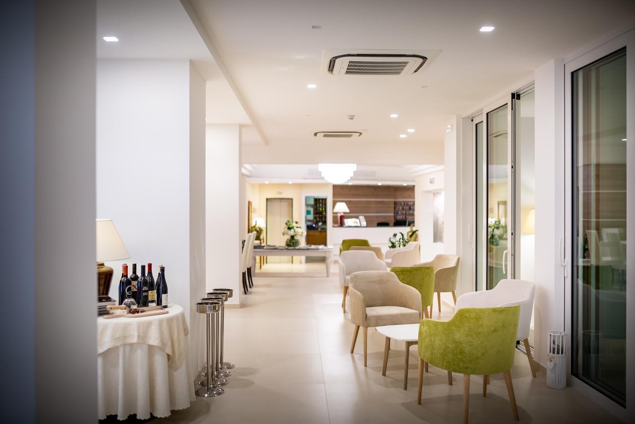 International Beach Hotel カオルレ エクステリア 写真