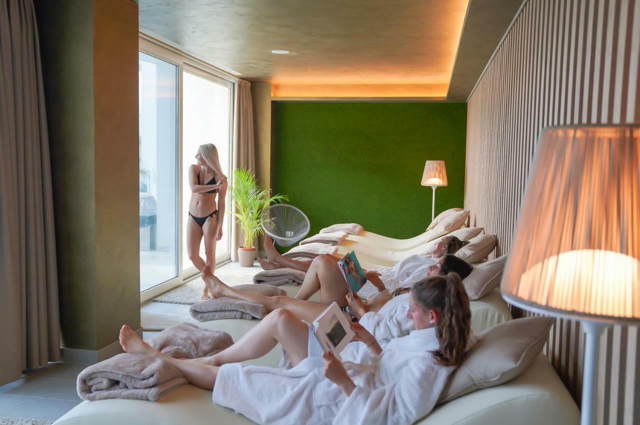 International Beach Hotel カオルレ エクステリア 写真